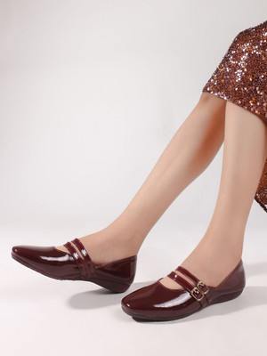 Feet Runner Women Flats(Maroon , 6)