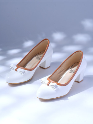 SHOETOPIA Women Heels(White , 5)