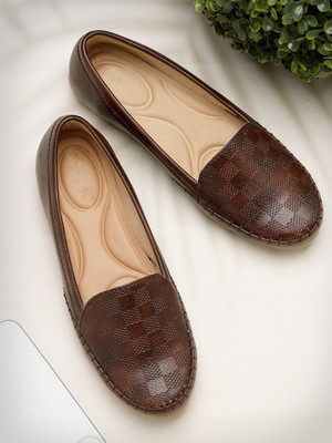 SNEAKERSVILLA Women Bellies(Brown , 3)
