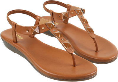 METRO Women Wedges(Tan , 4)