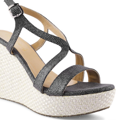 Dressberry Women Heels(Black , 4)