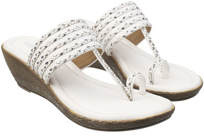 METRO Women Wedges(White , 4)