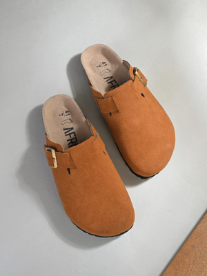 Afrojack Men Casual(Tan , 7)