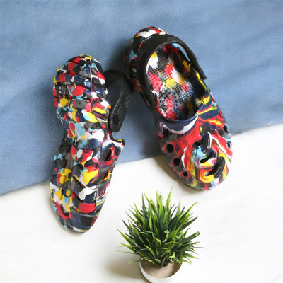 Begone Men Clogs(Multicolor , 8)