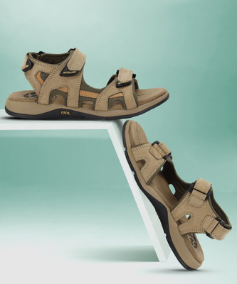 WOODLAND Men Sandals(Khaki , 6)