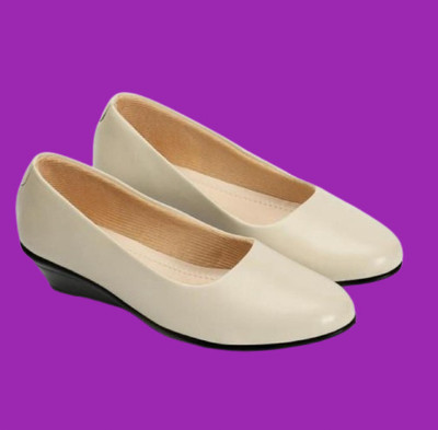 SHIPEE Women Heels(White , 8)