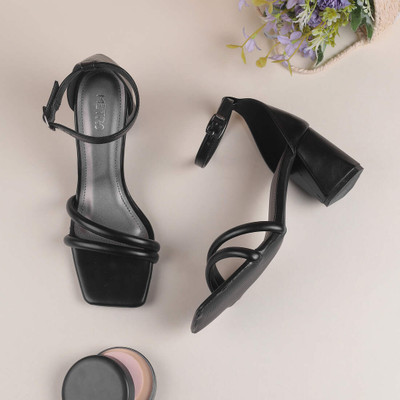 METRO Women Sandals(Black , 5)