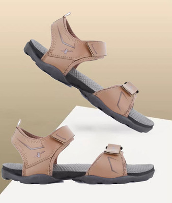 Sparx SS 101 Men Casual(Khaki , 8 UK/India)