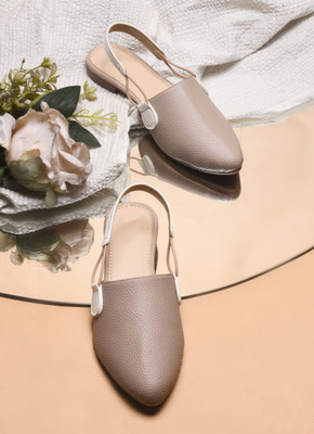 KILLER Women Flats(Beige , 6)
