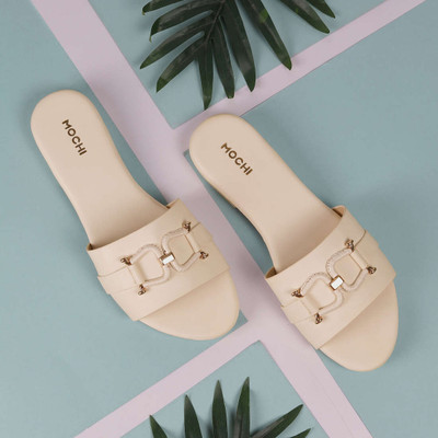 MOCHI Women Casual(Beige , 4)