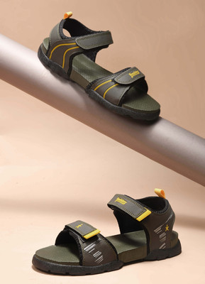 Roadster Men Sandals(Grey , 7)