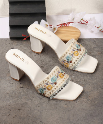 ANOUK Women Heels(White, Multicolor , 6)