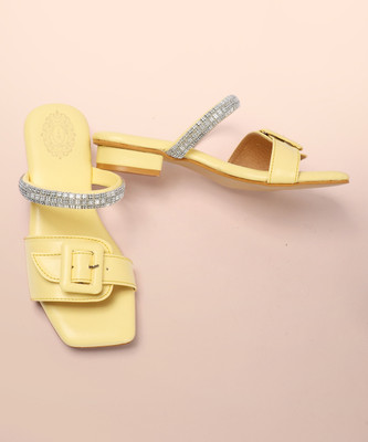 STRASSE PARIS Women Heels(Yellow , 4)