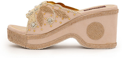 Magic Footwear Women Wedges(Gold, Beige , 5)