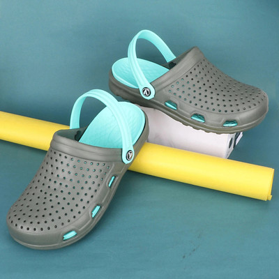 Aqualite Men Clogs(Grey , 8)