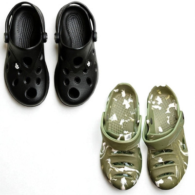 Monrav Men Clogs(Black, Green , 8)