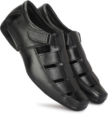 MLTC Men Sandals(Black , 8)