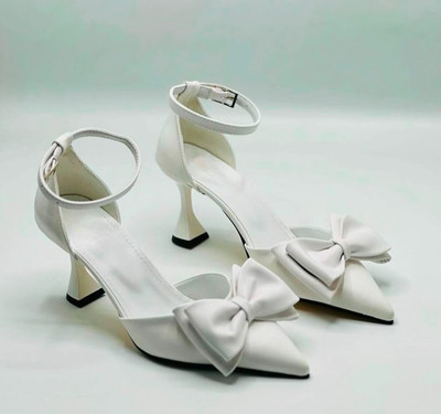 Qismat Women Heels(White , 4)