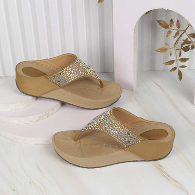 MOCHI Women Flats(Gold , 5)