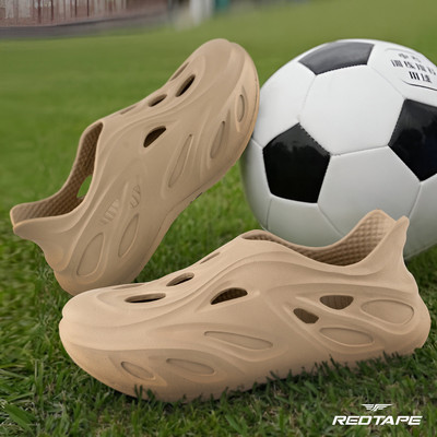 Red Tape Men Beige Clogs