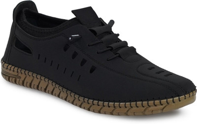 house of common Men Flats(Black , 8)