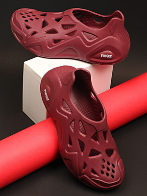 Neoz Levirex Ultra Soft Daily Wear with Adjustable Back Strap Anti-Skid Comfort| Women Clogs(Maroon , 5)