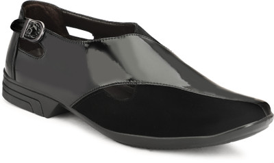 PILADO Men Sandals(Black , 8)