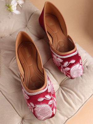 ANOUK Ethnic Embroidred Jutis and Mojaris Bellies For Women(Maroon , 6)