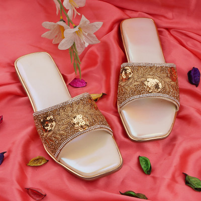 KILLER Women Flats(Off White , 10)