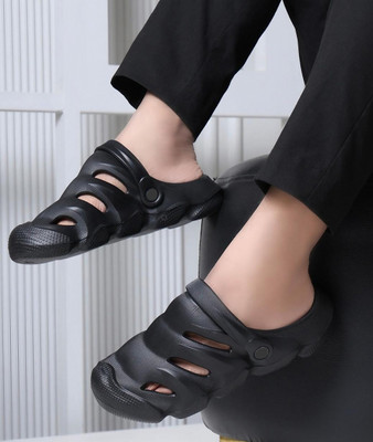 KNIEVL Men Sandals(Black , 6)