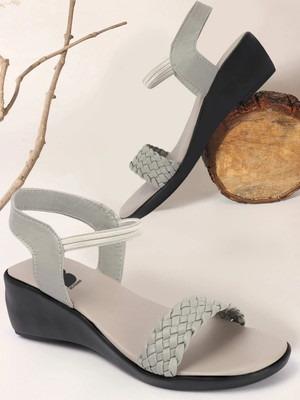 Be Found Women Heels(Grey , 8)