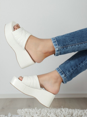 SLEEK STEP Women Wedges(White , 6)