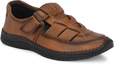 FOOTLOOSE Men Casual(Tan , 6)