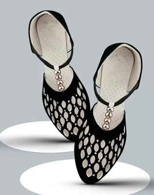 RuWin FASHION Women Flats(Black , 6)