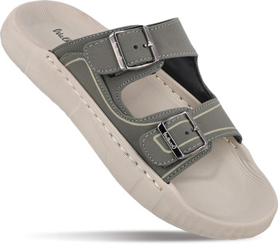 WALKAROO Men Casual(Green, Beige , 7)