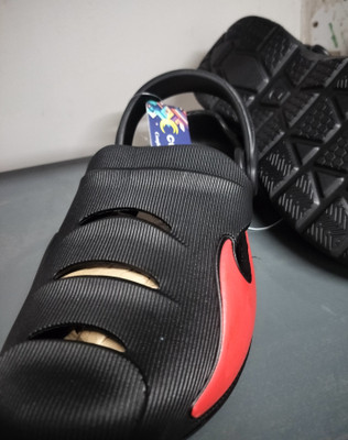 nalain walk Women Sandals(Black , 8)