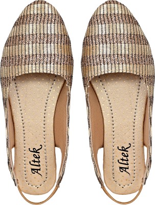 Altek Women Flats(Gold , 3)