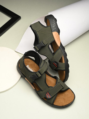 Roadster Men Sandals(Green , 9)