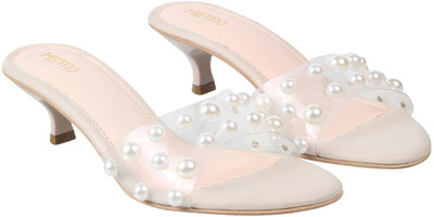 METRO Women Beige Heels