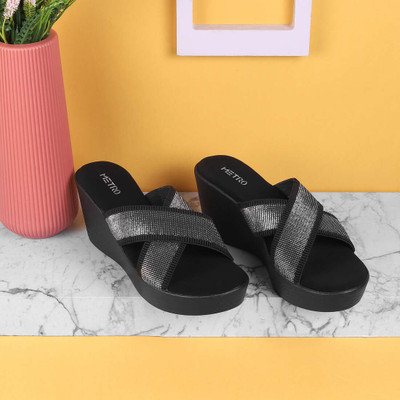 METRO Women Heels(Black , 4)