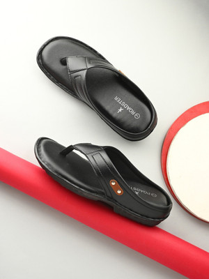 Roadster Stylish Dual Strap Buckle Design Men Sandals(Black , 8)