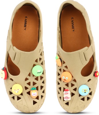 Cassiey Women Clogs(Beige , 4)