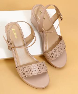 Bata women clearance wedges