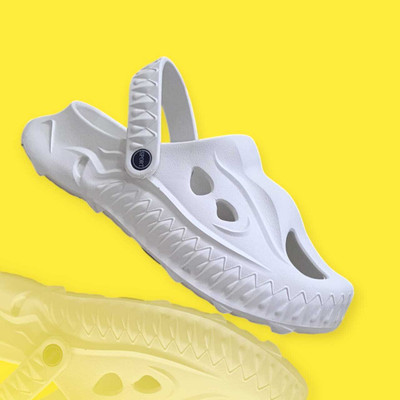 CROXIFY Men Clogs(White , 8)