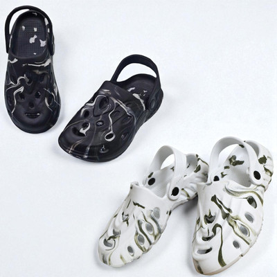 Monrav Men Clogs(Black, White , 7)
