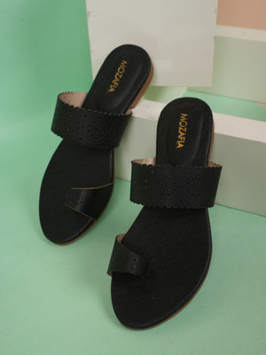 MOZAFIA Women Flats(Black , 6)