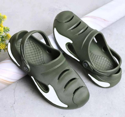 KNIEVL Men Clogs(Green , 8)