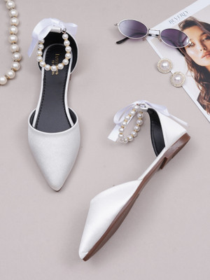 soniacollection Women Flats(White , 6)