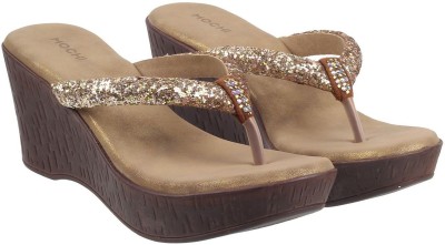 MOCHI Women Wedges(Gold , 5)