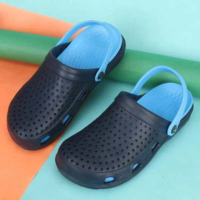 Aqualite Men Clogs(Navy , 7)